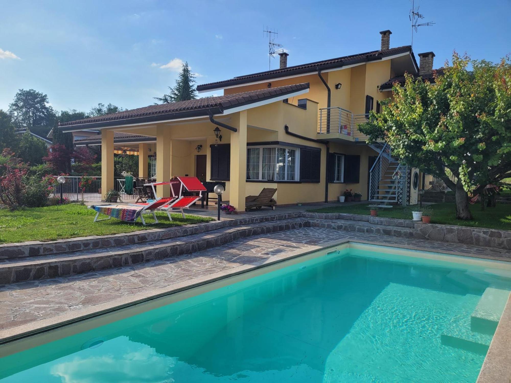 Casa Vacanze Alice E Arianna كايرو مونتينوت المظهر الخارجي الصورة